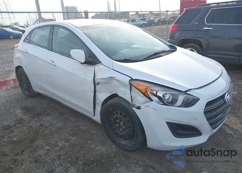 2017 Hyundai Elantra Gt z USA, uszkodzony, nr VIN KMHD35LH8HU375822